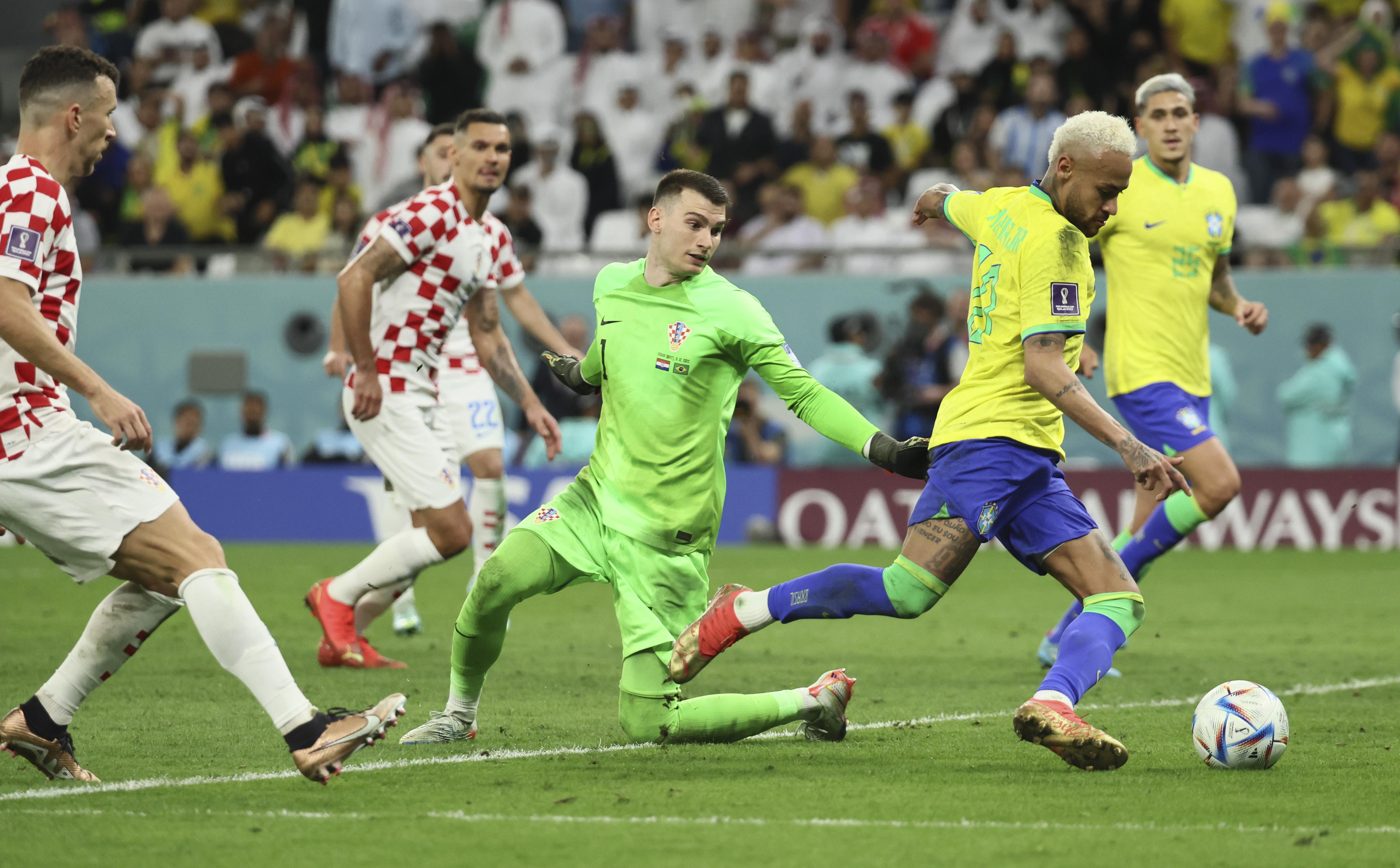 卡塔尔世界杯｜“打不垮”的克罗地亚淘汰“五星巴西”进四强